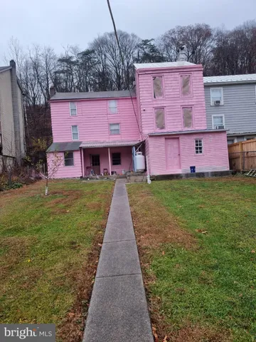 $174,900 | 141-143 Centre St Port, Port Clinton, PA 19549