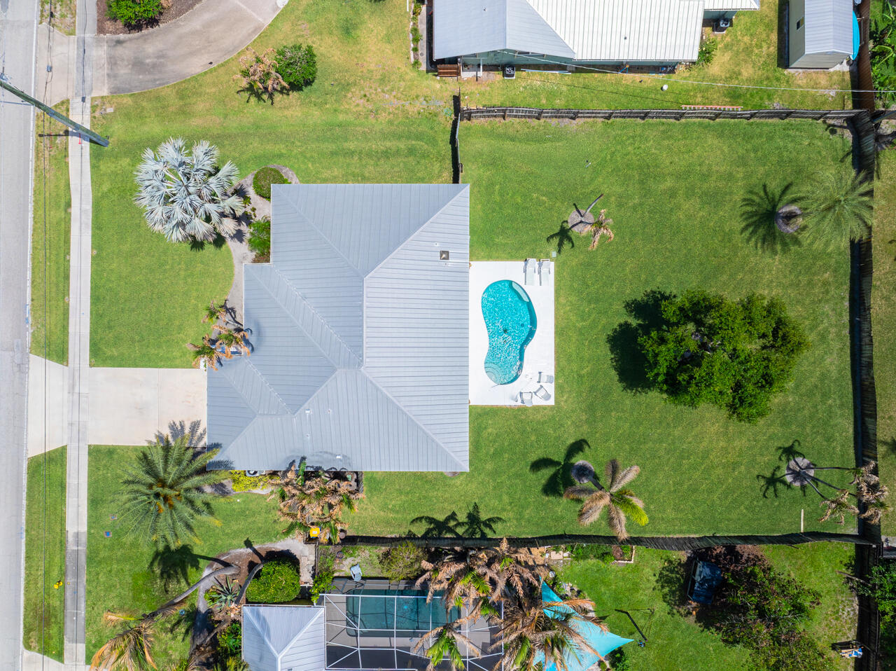 5064 Southeast Horseshoe Point Road Stuart, FL 34997 - Photo 36 of 38 5064 SE Horseshoe Pt-059