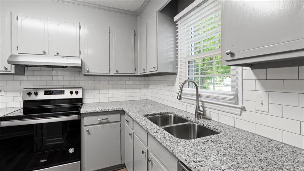 718 Hammermill Road Charlotte, NC 28270 - Photo 13 of 33 Gallery Image 13