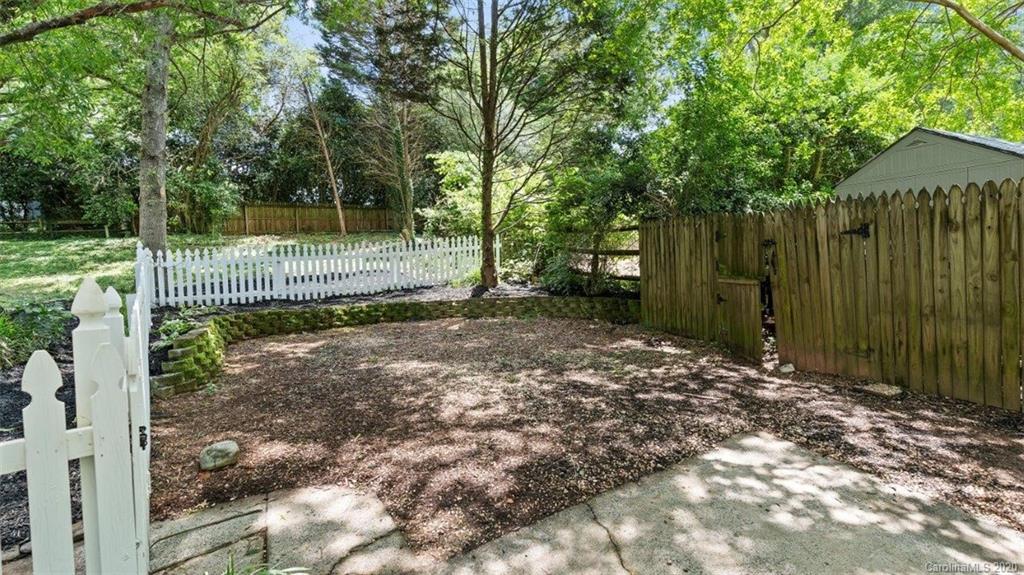 718 Hammermill Road Charlotte, NC 28270 - Photo 31 of 33 Gallery Image 31