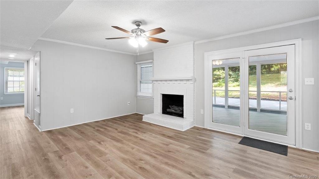718 Hammermill Road Charlotte, NC 28270 - Photo 6 of 33 Gallery Image 6