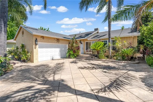 $884,999 | 20608 Valerio Street, Winnetka, CA 91306