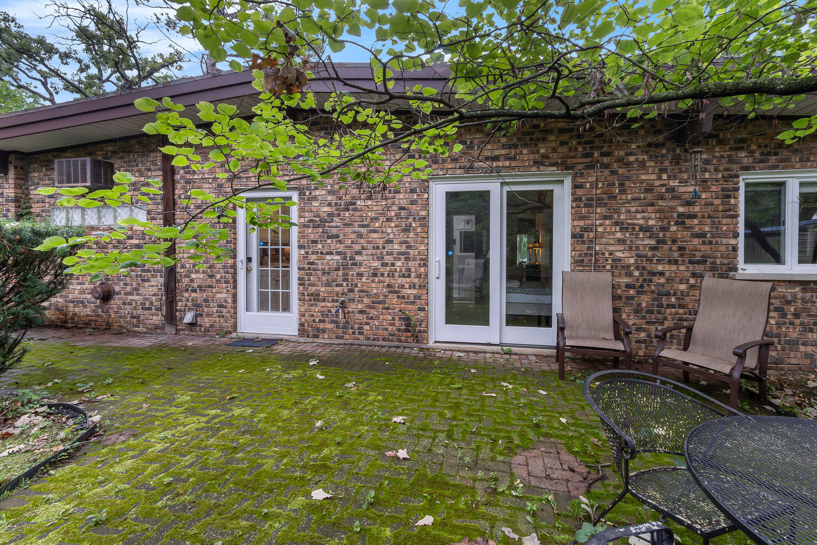 2308 North Sunset Road Palatine, IL 60074 - Photo 37 of 40 Gallery Image 37