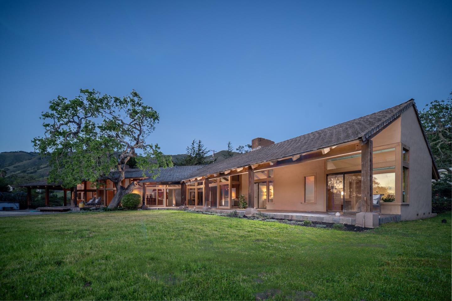 131 Rancho Road Carmel Valley, CA 93924 - Photo 8 of 35