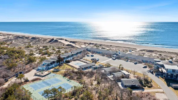$645,000 | 2178 Montauk Highway, Unit 73, Amagansett, NY 11930