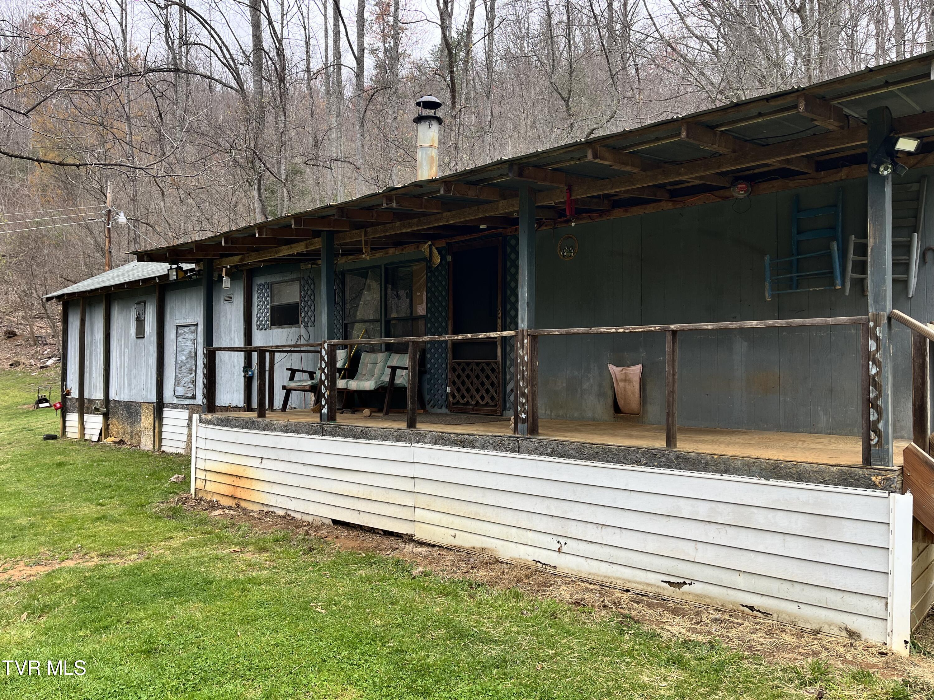 225 Jim Deal Road Elizabethton, TN 37643 - Photo 13 of 15 Estep13