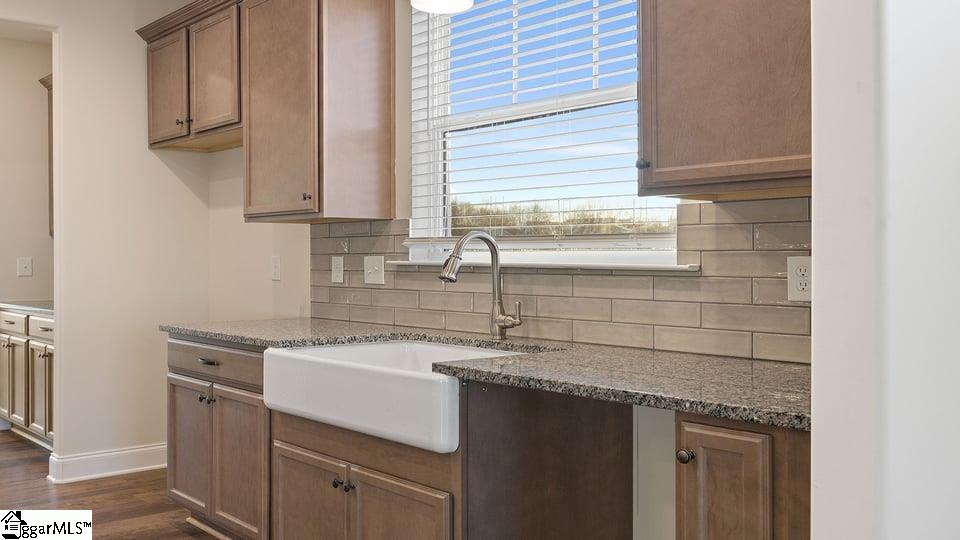 1181 Clearbrook Lane Campobello, SC 29322 - Photo 8 of 32