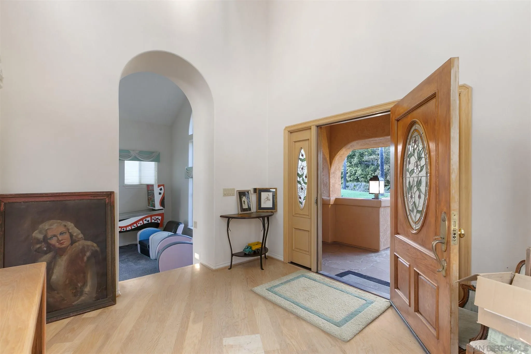 13739 Shadowood Lane Valley Center, CA 92082 - Photo 5 of 37 a view of livingroom with furniture and workspace
