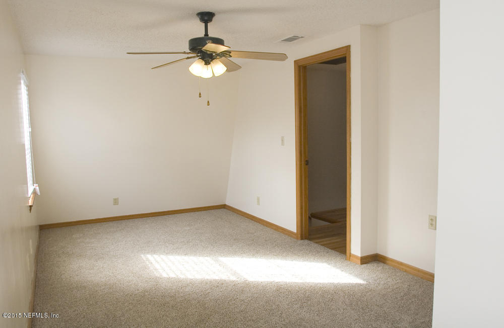 198 Keuka Road Interlachen, FL 32148 - Photo 11 of 16 Bed2-1.jpg