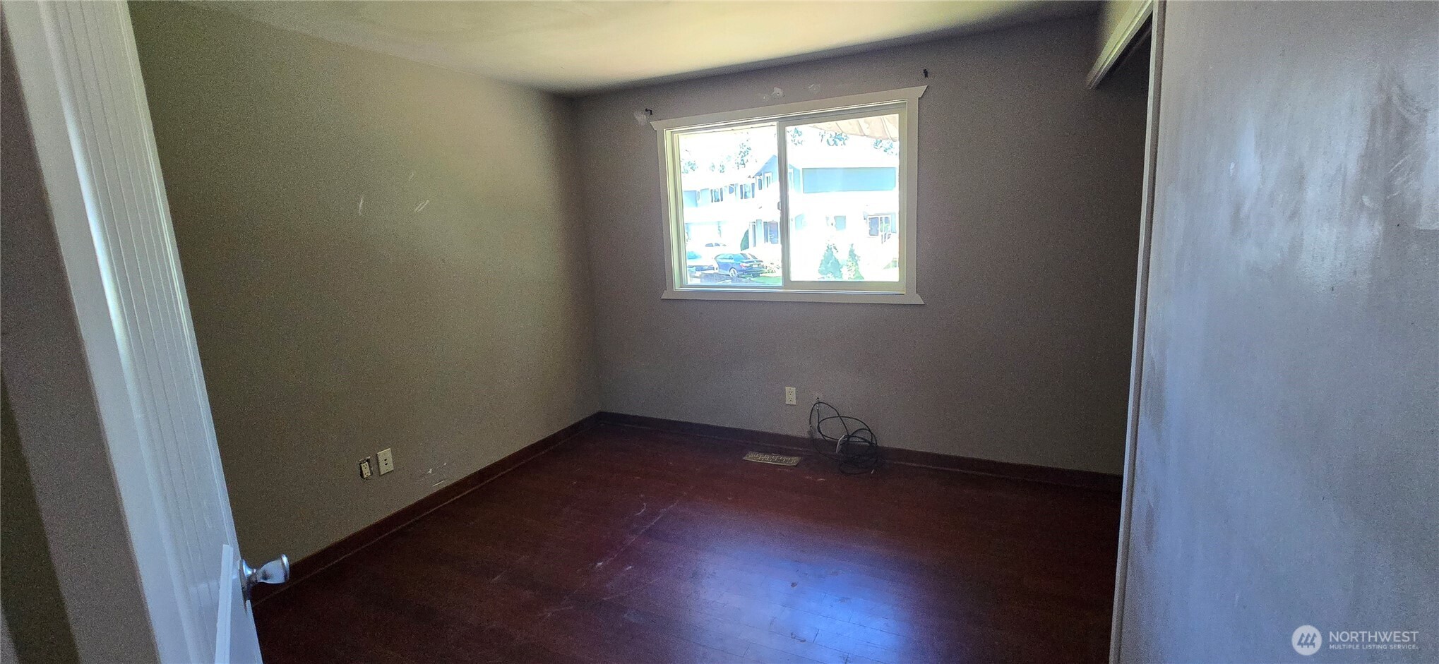 13415 Meadow Road Everett, WA 98208 - Photo 16 of 23