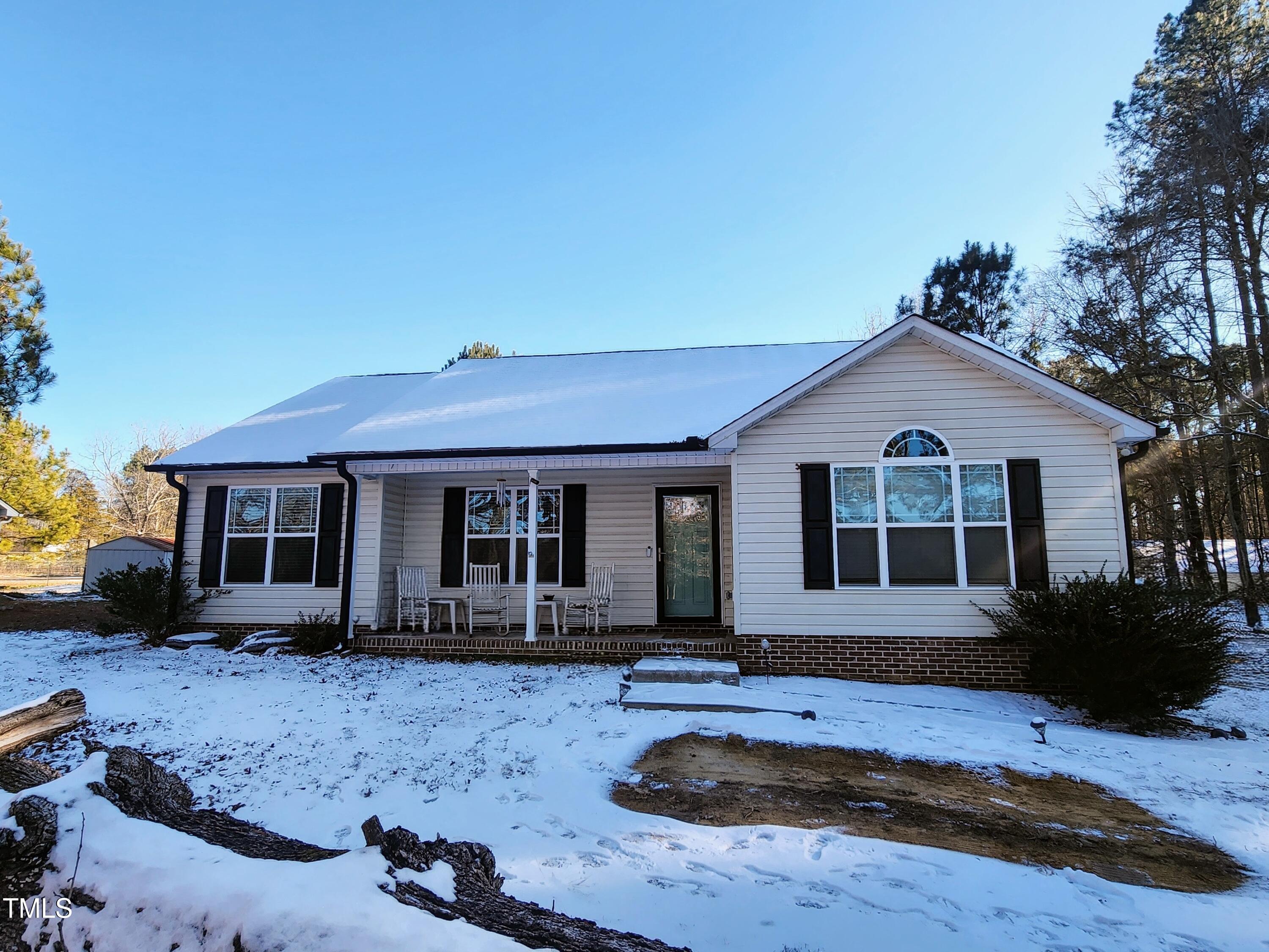 4036 Belltown Road Oxford, NC 27565 - Photo 1 of 4 20250122_151106~2