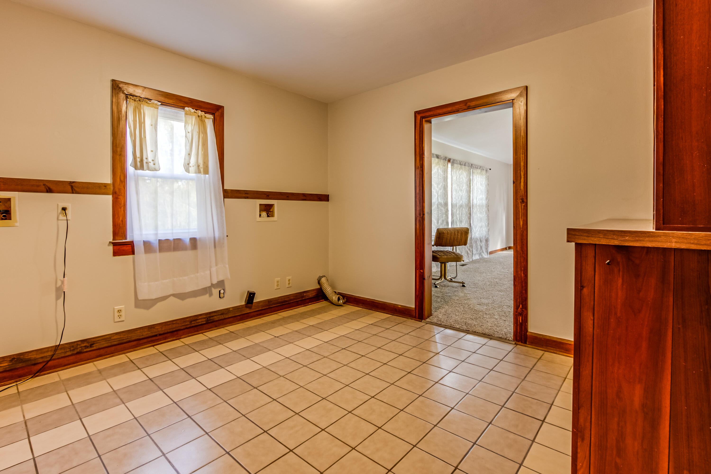 2210 Troy Road Springfield, OH 45504 - Photo 21 of 40