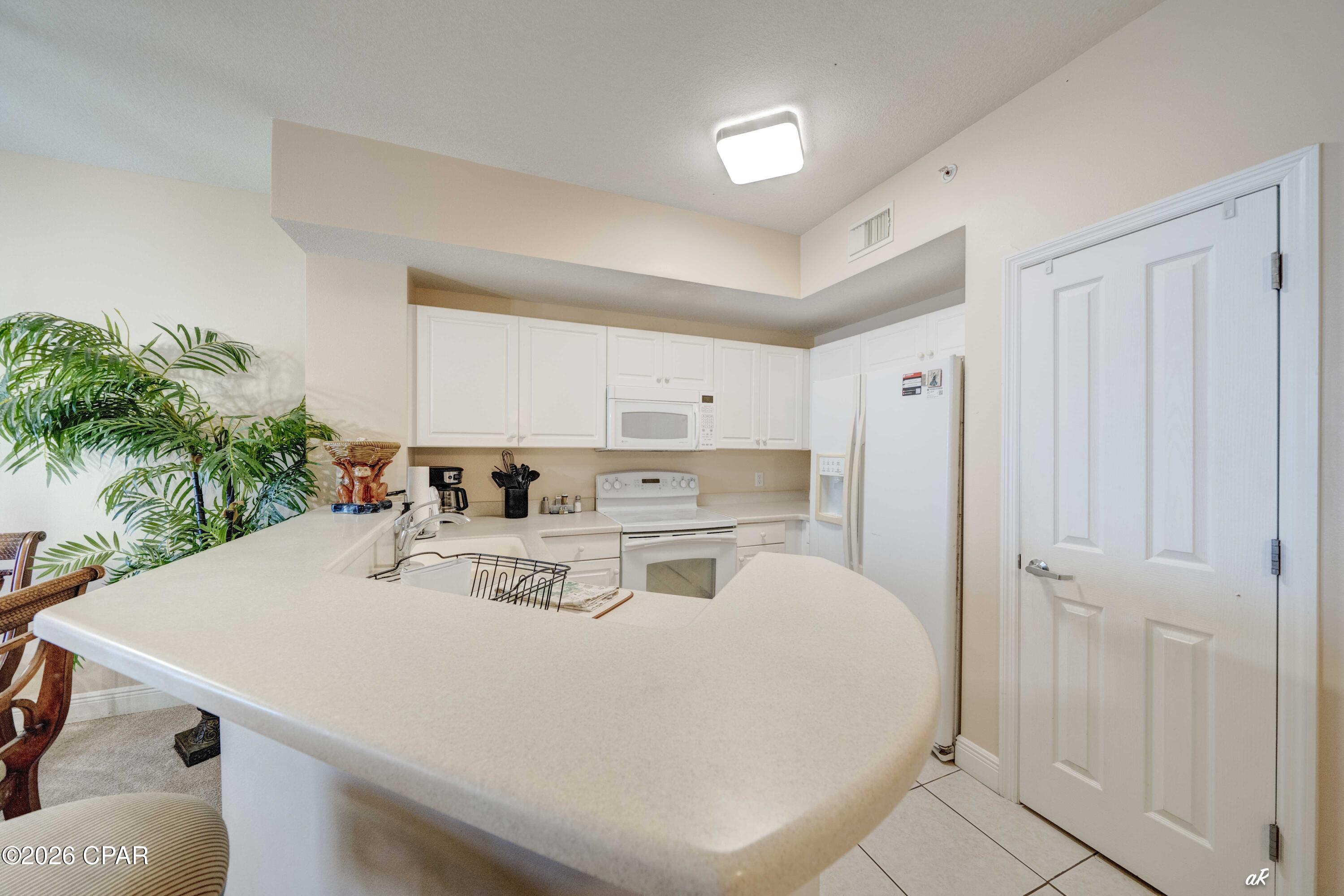 17757 Front Beach Road, Unit 1908B Panama City Beach, FL 32413 - Photo 3 of 27 Gallery Image 3