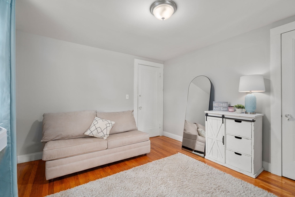 107 Perkins Street Springfield, MA 01118 - Photo 14 of 29