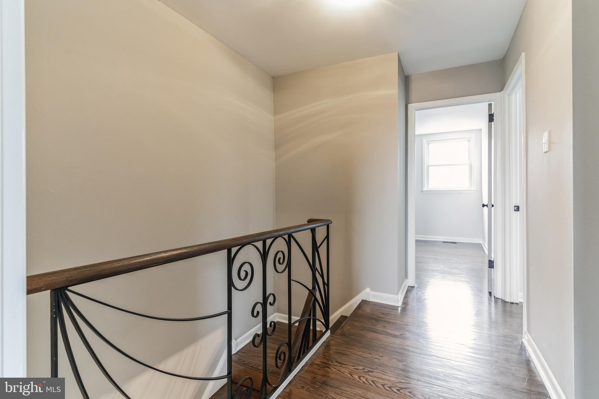 2816 Woodbridge Road Philadelphia, PA 19114 - Photo 11 of 32