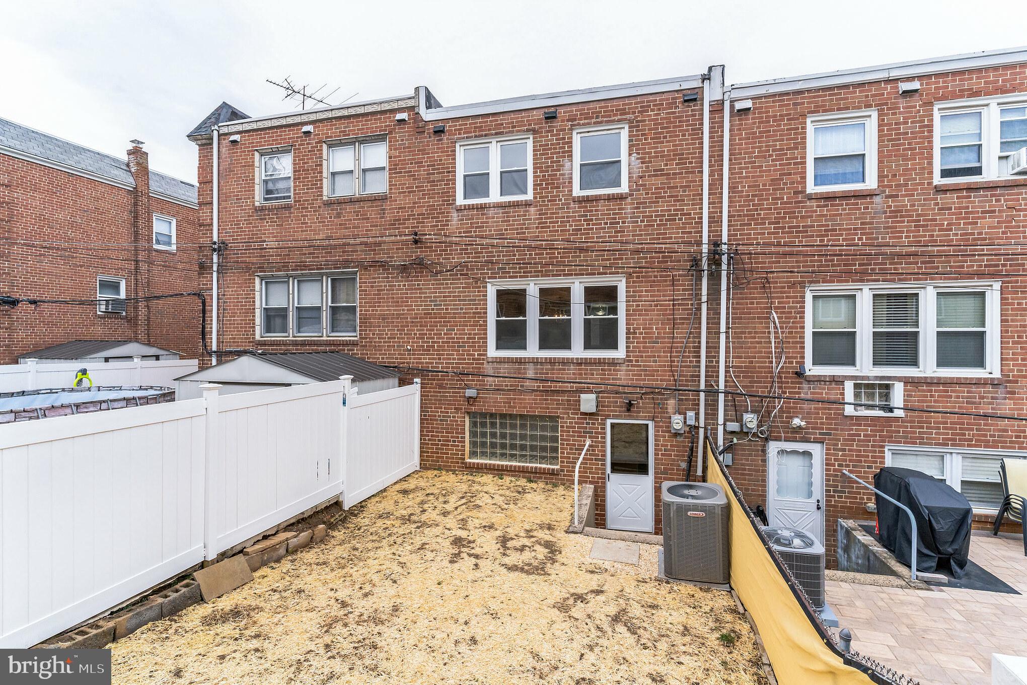 2816 Woodbridge Road Philadelphia, PA 19114 - Photo 31 of 32