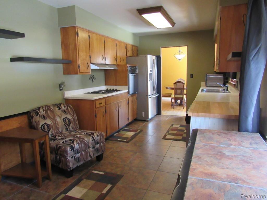 3107 Mt Vernon Road Port Huron, MI 48060 - Photo 8 of 13 KITCHEN