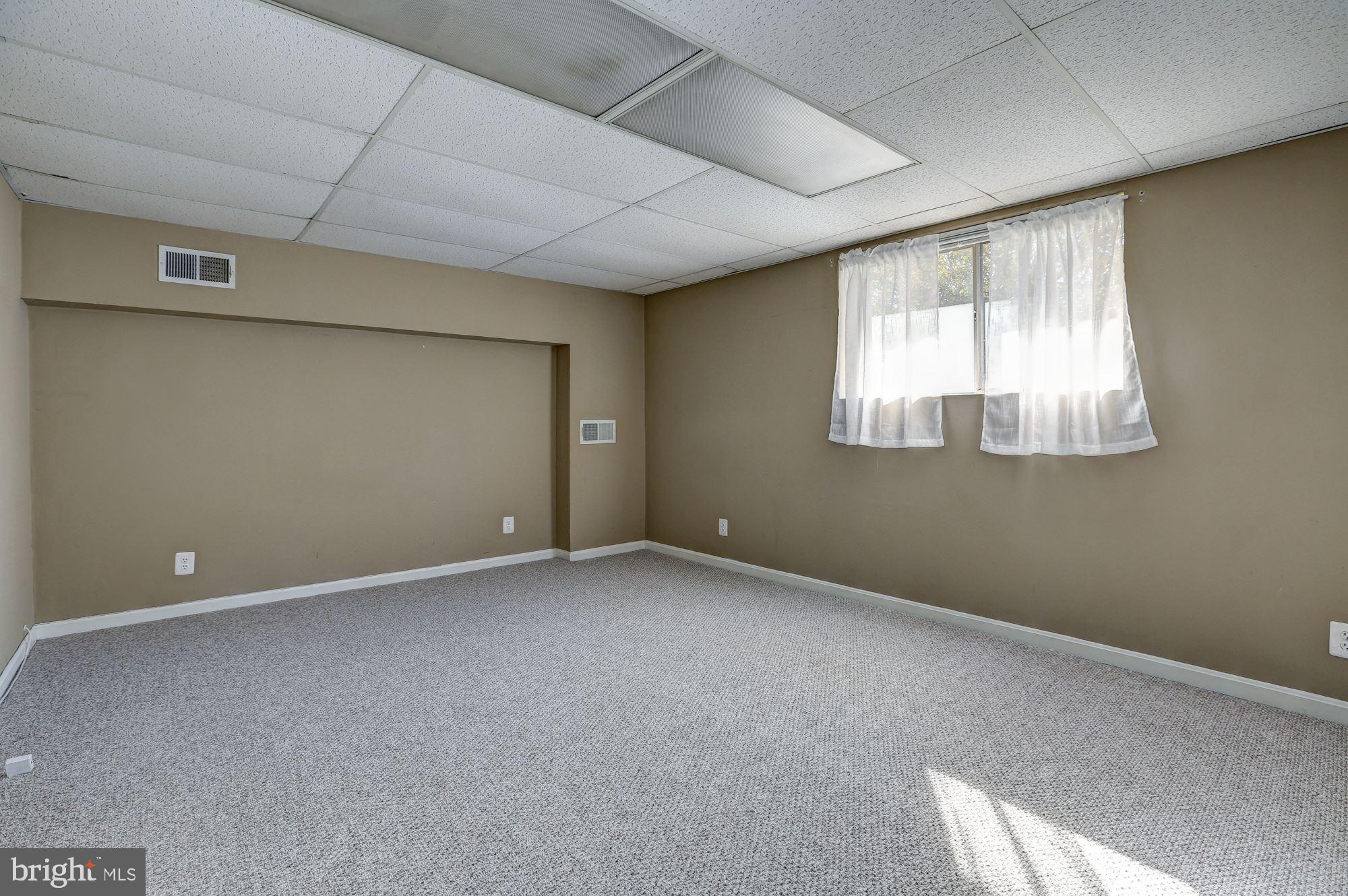 216 Beaumont Road Silver Spring, MD 20904 - Photo 27 of 46 Gallery Image 27