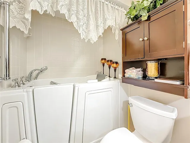 $220,000 | 38225 Boxwood Drive, Unit 38225, Zephyrhills, FL 33542