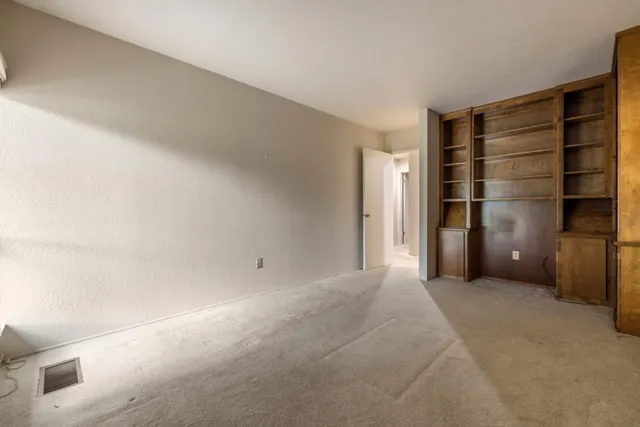 $850,000 | 218 Brook Way, Modesto, CA 95354