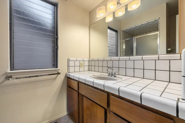 $850,000 | 218 Brook Way, Modesto, CA 95354