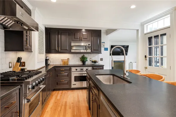 $1,600,000 | 21 George Street, Providence, RI 02906