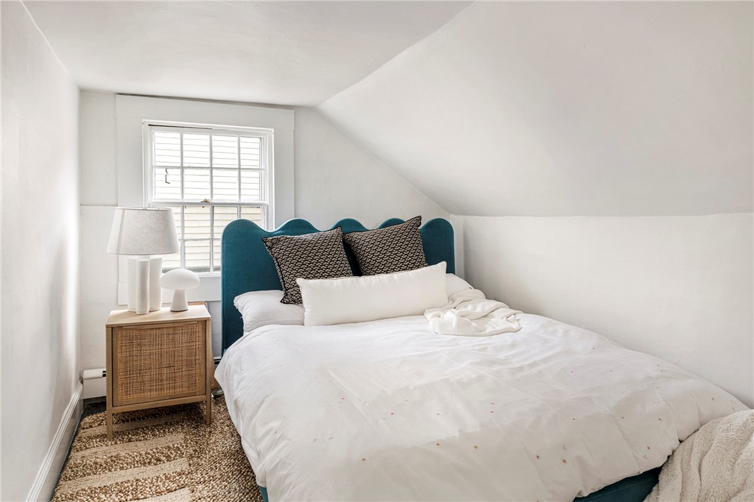 21 George Street Providence, RI 02906 - Photo 31 of 37 Third Floor Bedroom