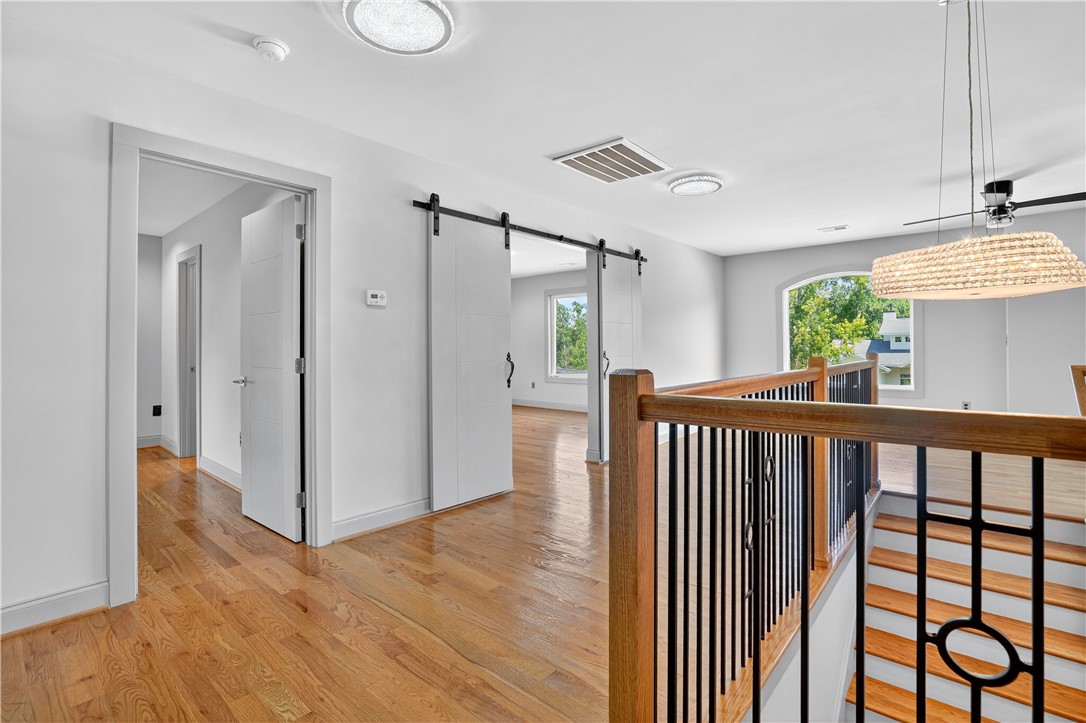 25 Setting Sun Lane Travelers Rest, SC 29690 - Photo 4 of 31