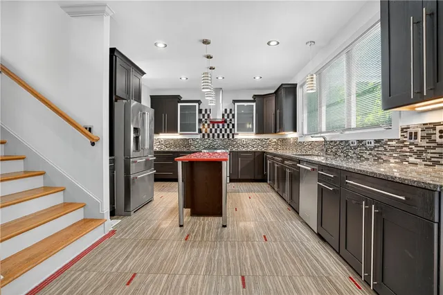 $799,000 | 25 Setting Sun Lane, Travelers Rest, SC 29690