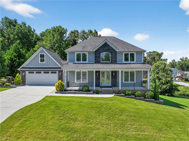 $799,000 | 25 Setting Sun Lane, Travelers Rest, SC 29690