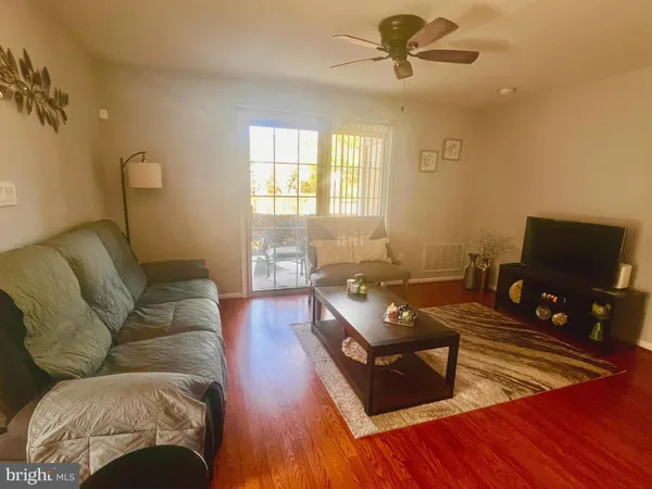 $2,150 | 4003 A Saxony Drive, Mount Laurel, NJ 08054