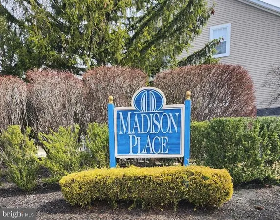 $2,150 | 4003 A Saxony Drive, Mount Laurel, NJ 08054