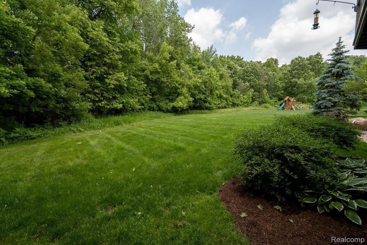 3840 Fawn Drive Rochester, MI 48306 - Photo 71 of 79 DSC_5181.jpg