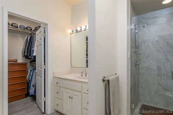 $679,900 | 121 Highland Waye, Jefferson City, MO 65101