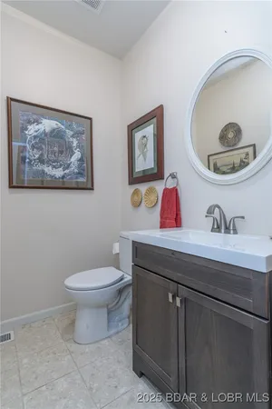 $679,900 | 121 Highland Waye, Jefferson City, MO 65101