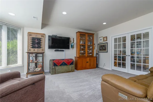 $679,900 | 121 Highland Waye, Jefferson City, MO 65101