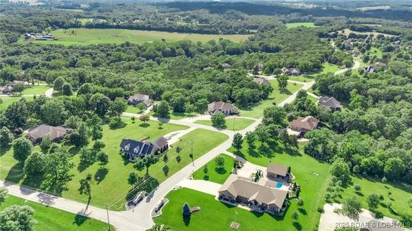 $679,900 | 121 Highland Waye, Jefferson City, MO 65101