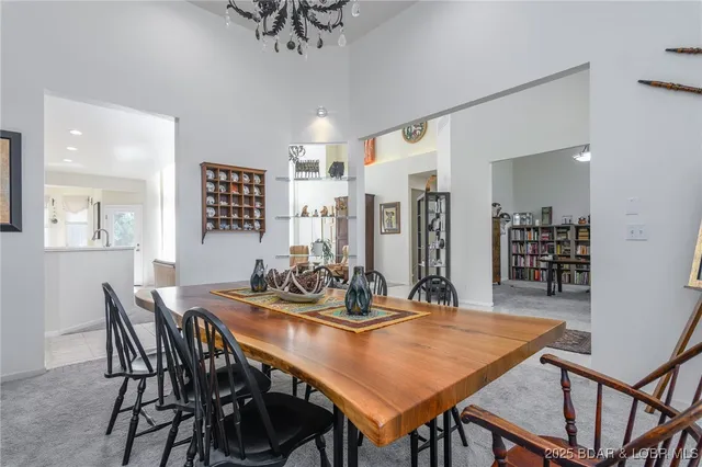 $695,000 | 121 Highland Waye, Jefferson City, MO 65101