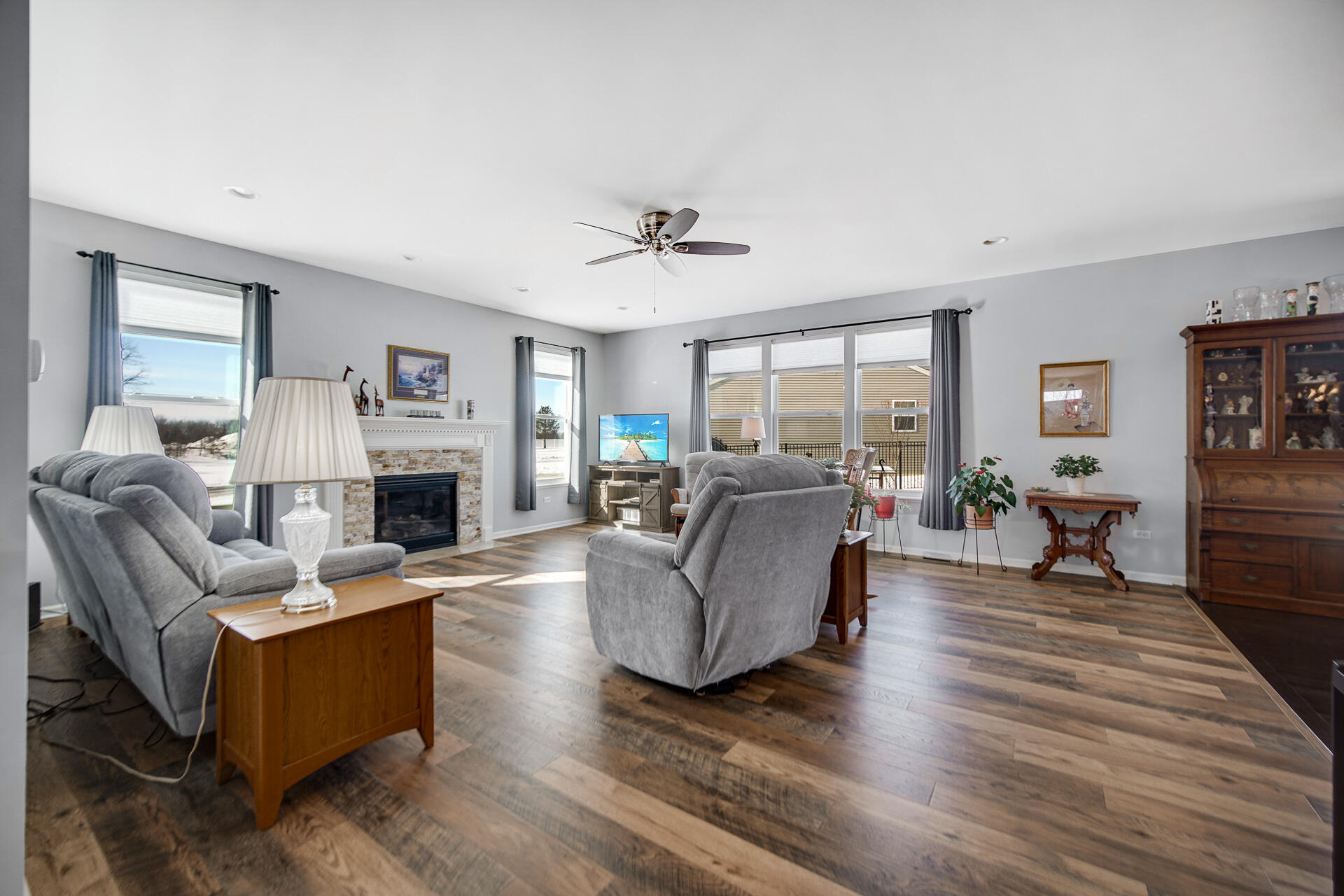 10280 California Street Crown Point, IN 46307 - Photo 5 of 30 1920x1280