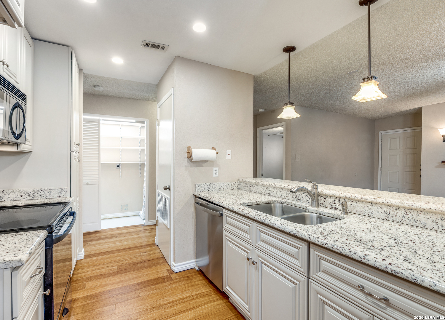 14343 Judson Road, Unit 207 San Antonio, TX 78233 - Photo 11 of 23