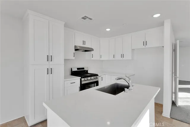 $469,900 | 10158 Kemper Avenue, Adelanto, CA 92301