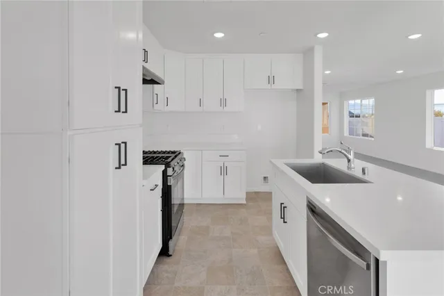 $469,900 | 10158 Kemper Avenue, Adelanto, CA 92301