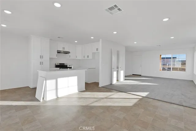 $469,900 | 10158 Kemper Avenue, Adelanto, CA 92301