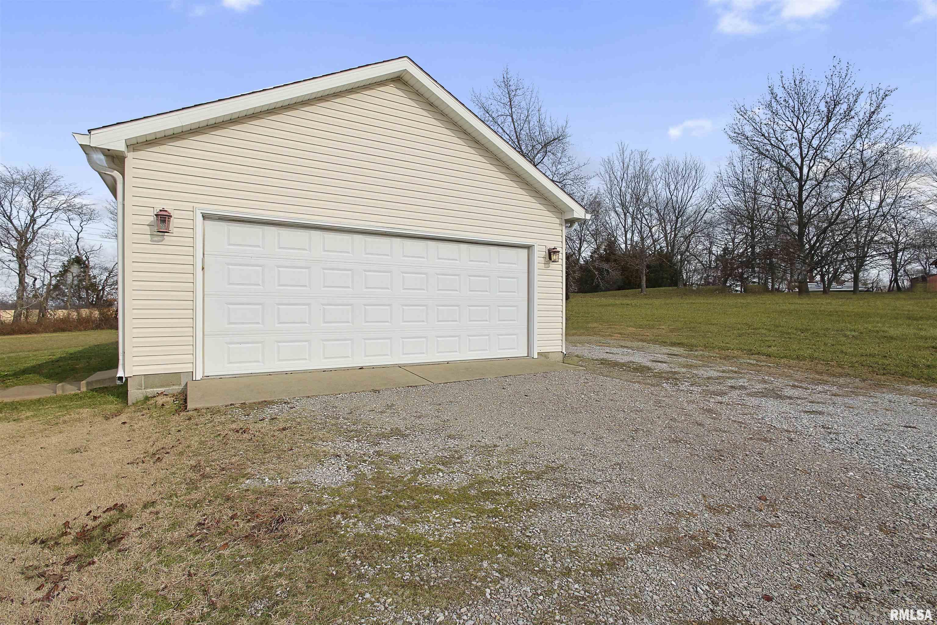 15508 Remington Road Marion, IL 62959 - Photo 8 of 36 Gallery Image 8