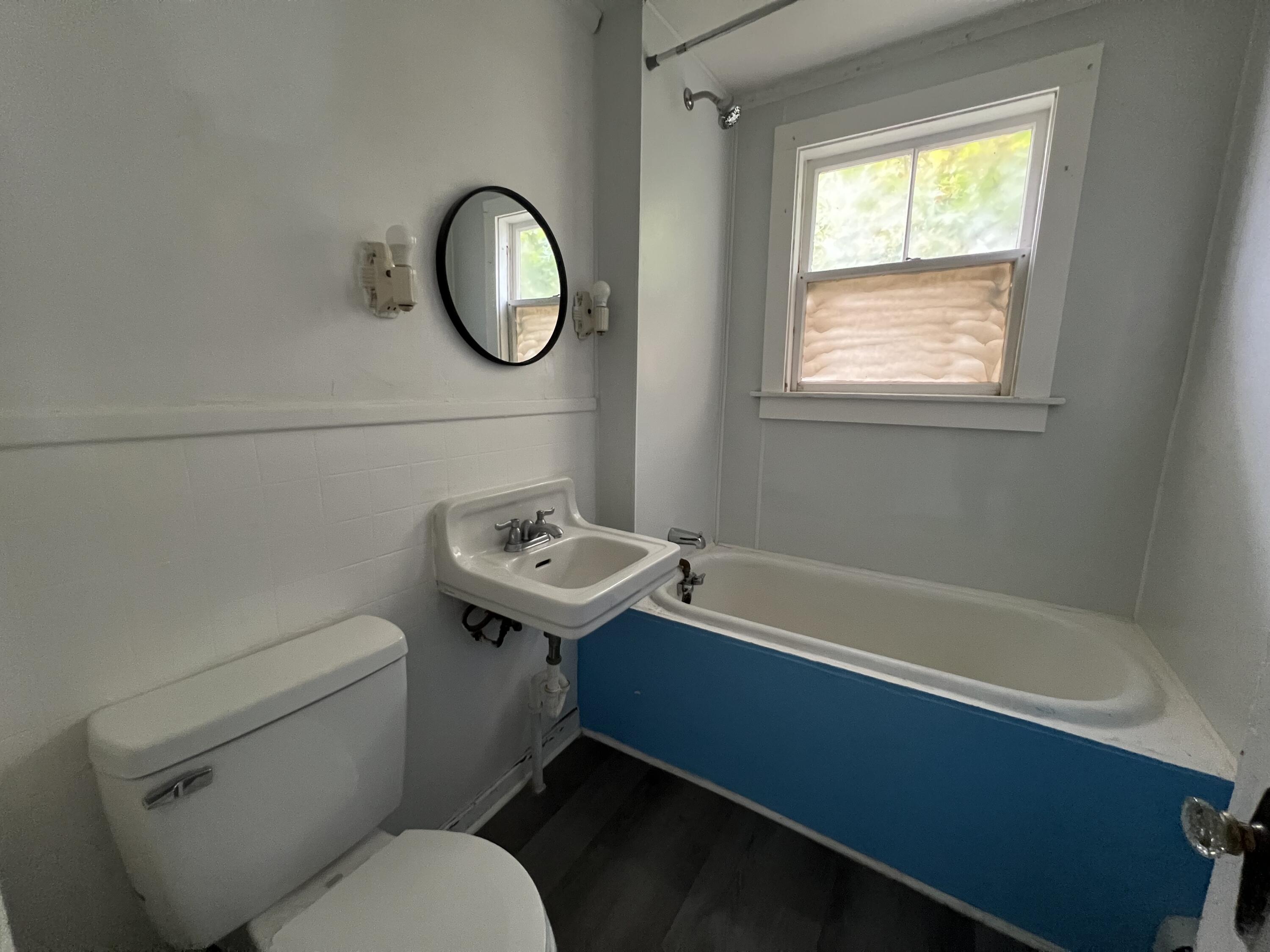68 Howe Street Lewiston, ME 04240 - Photo 8 of 10 3rd floor right unit