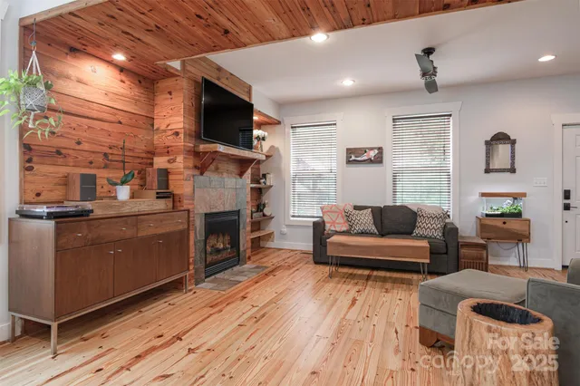 $549,000 | 141 State Street, Asheville, NC 28806