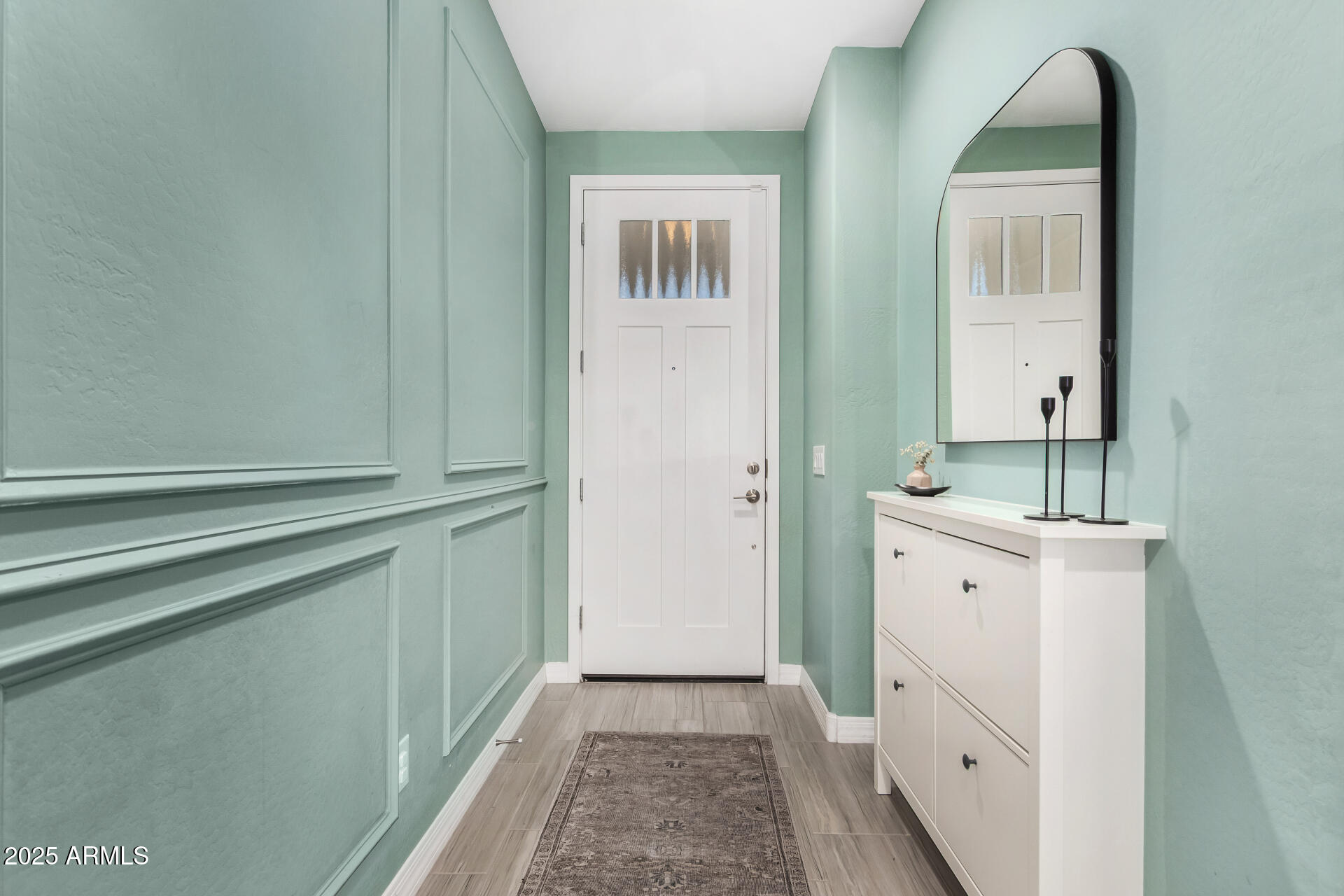 2652 South Prospector Point Road Apache Junction, AZ 85119 - Photo 5 of 37 a bathroom with a double vanity sink and mirror
