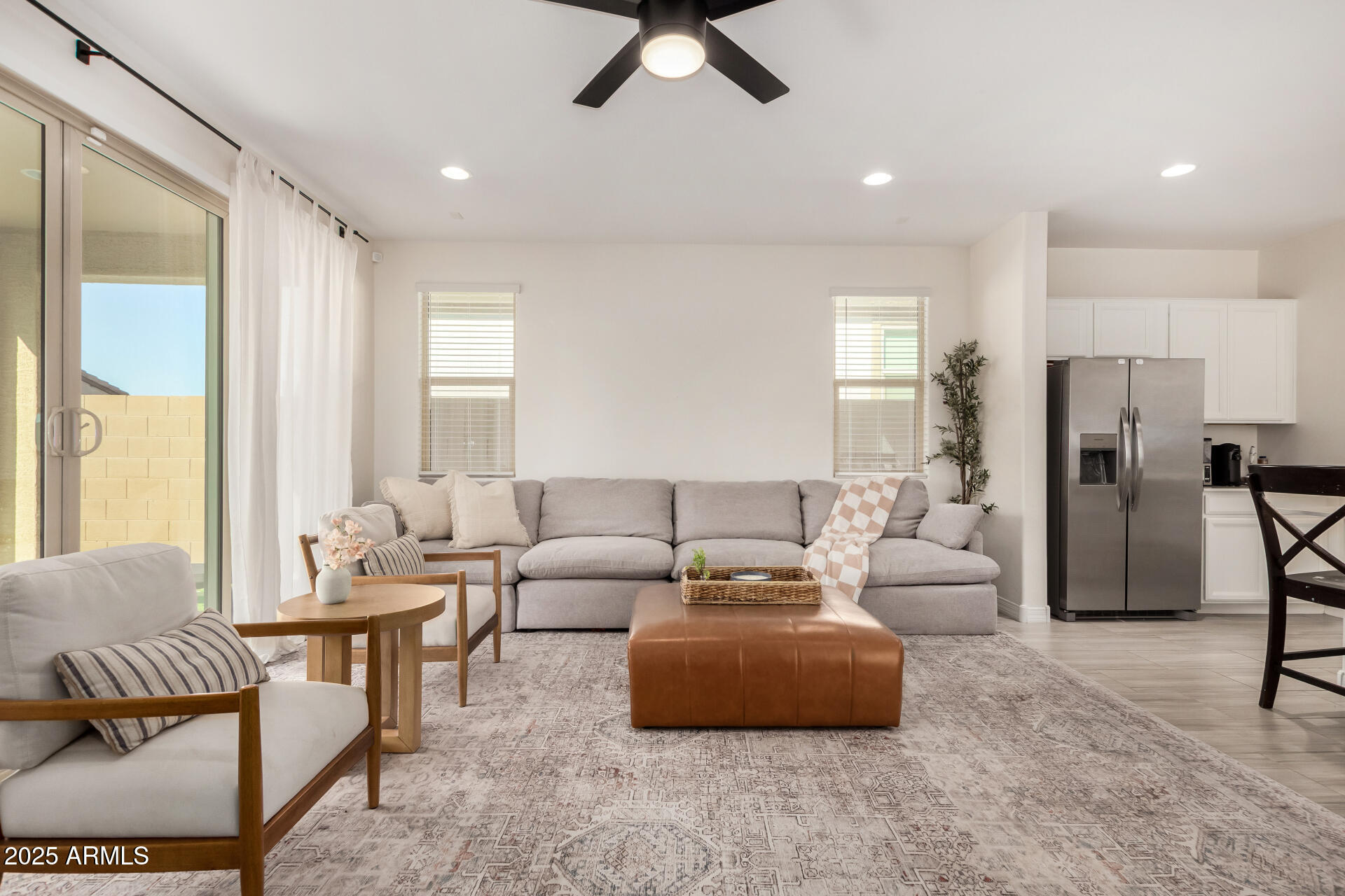 2652 South Prospector Point Road Apache Junction, AZ 85119 - Photo 8 of 37 a living room with furniture and a large window