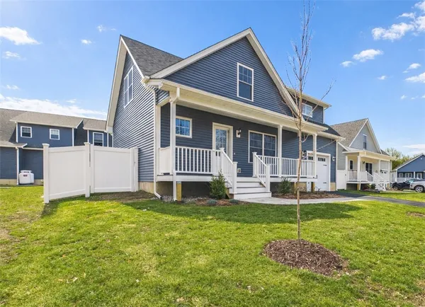 $749,900 | 42 Vespia Lane, South Kingstown, RI 02879