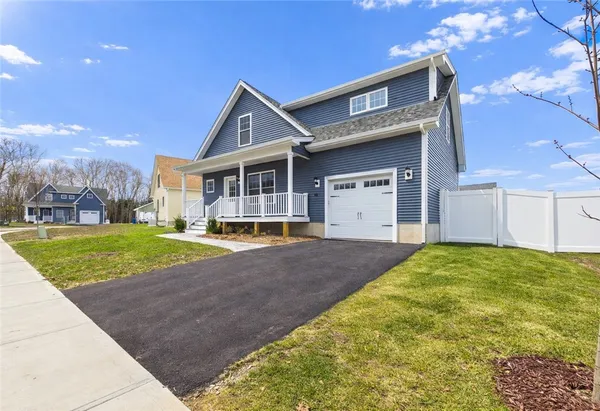 $749,900 | 42 Vespia Lane, South Kingstown, RI 02879